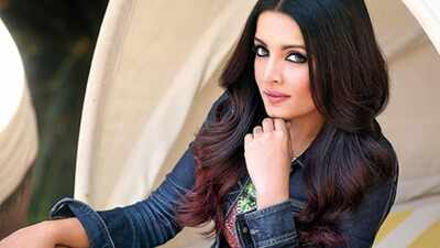 Celina Jaitly to make an acting comeback after 6 years, set to play Sister Nivedita in the upcoming biopic titled 'Nibedita'
