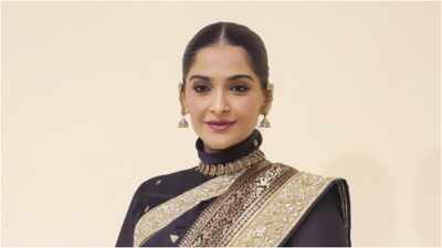 Anshula Kapoor and Rohan Thakkar wedding: Sonam Kapoor drops inside videos from festive Mehendi celebrations featuring Janhvi Kapoor ahead of July 6 nuptials