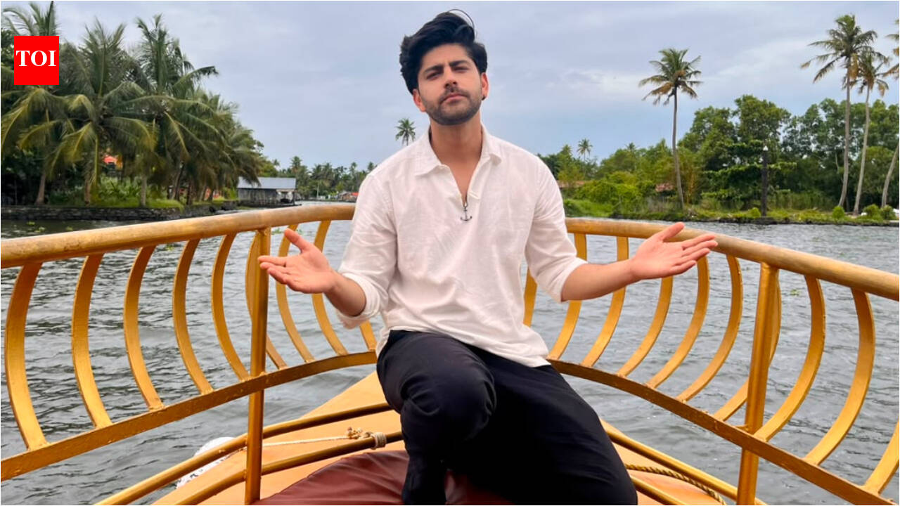 Vasudha actor Abhishek Sharrma reveals his favourite monsoon ritual in Mumbai: 'I make myself a cup of hot tea and some pakoras'