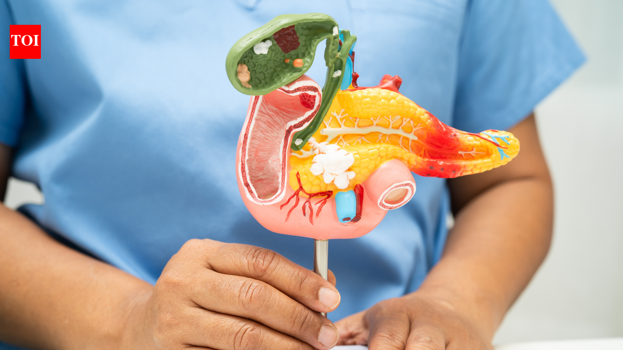Harvard gastroenterologist reveals 7 silent symptoms of pancreatic cancer everyone should know