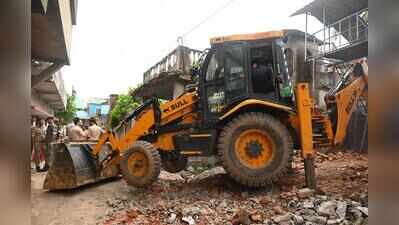 Police demolish gangster Prince Khan‘s hideout in Dhanbad
