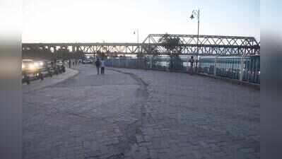 J P Ganga Path vendors in limbo as rehab plan shelved