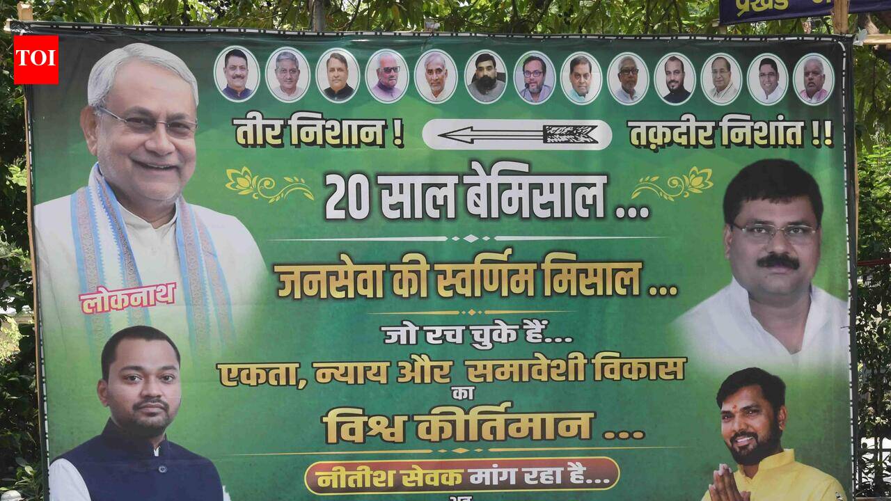 Fresh posters outside JD(U) office demand Bharat Ratna for Nitish