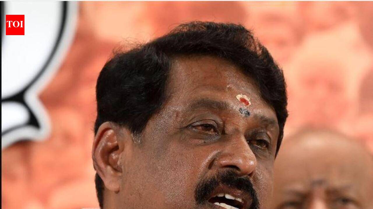 Governor has authority to review Central schemes: Nainar