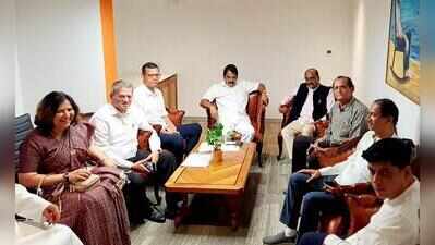 Cong’s Venugopal holds meetings with functionaries to iron out differences