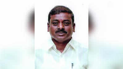 Kovilpatti DMK MLA, TVK district secretary cross sword