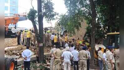 Industrial Area building collapse kills 2, injures 5