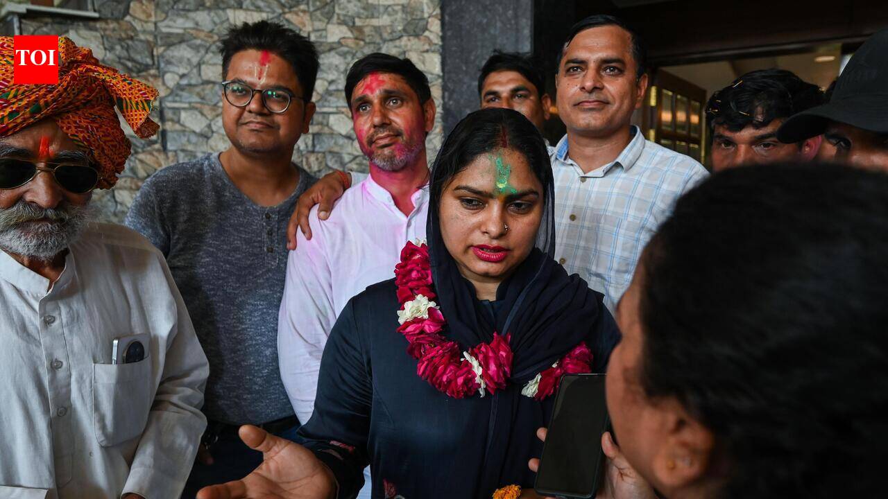 Mayor, councillor deadlock stalls civic work in Manesar