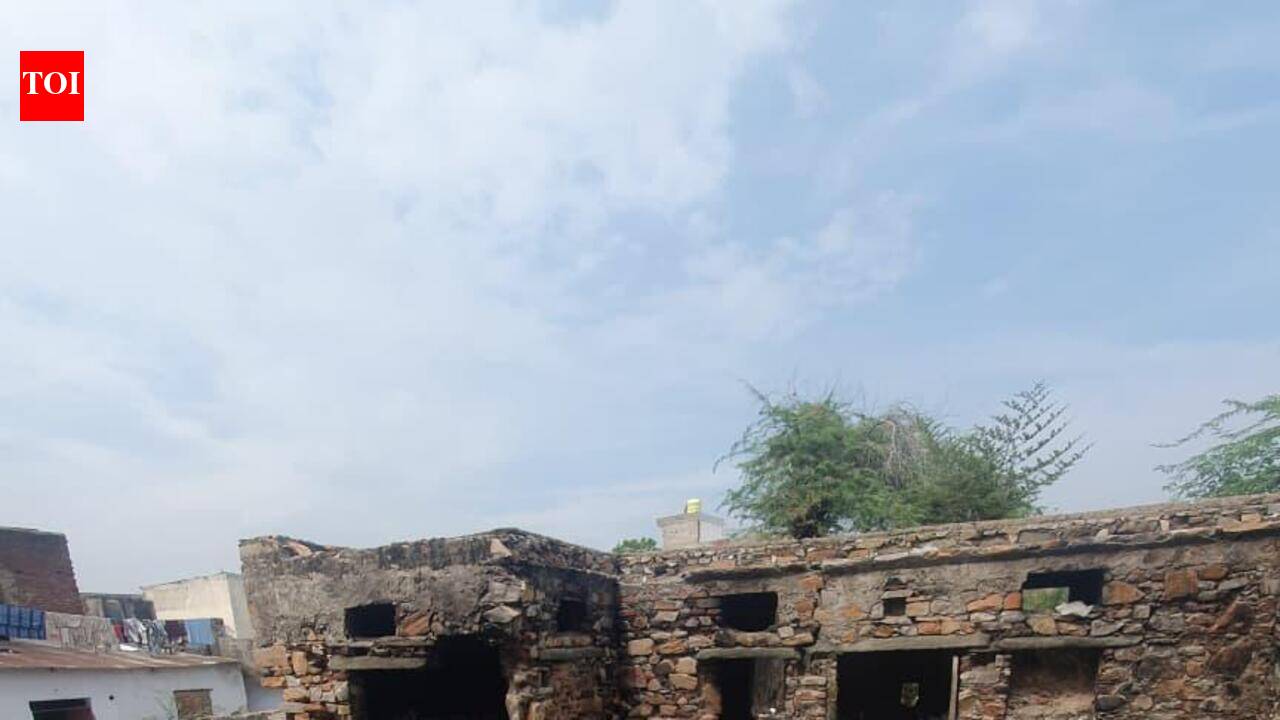 Strike over, but garbage continues to pile up as rains worsen hygiene concerns