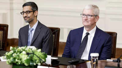 Tim Cook, Sundar Pichai, Michael Dell, Mark Benioff and other tech CEOs share July 4 greetings