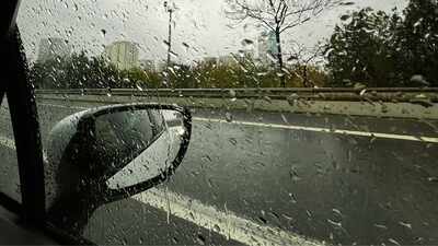 Monsoon travel alert: Delhi on rain watch; heavy showers and thunderstorms spread across these Indian states