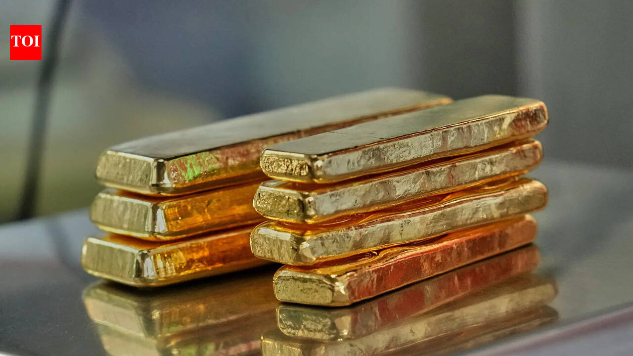 Gold outlook: Bullion seen staying strong ahead of crucial Fed cues