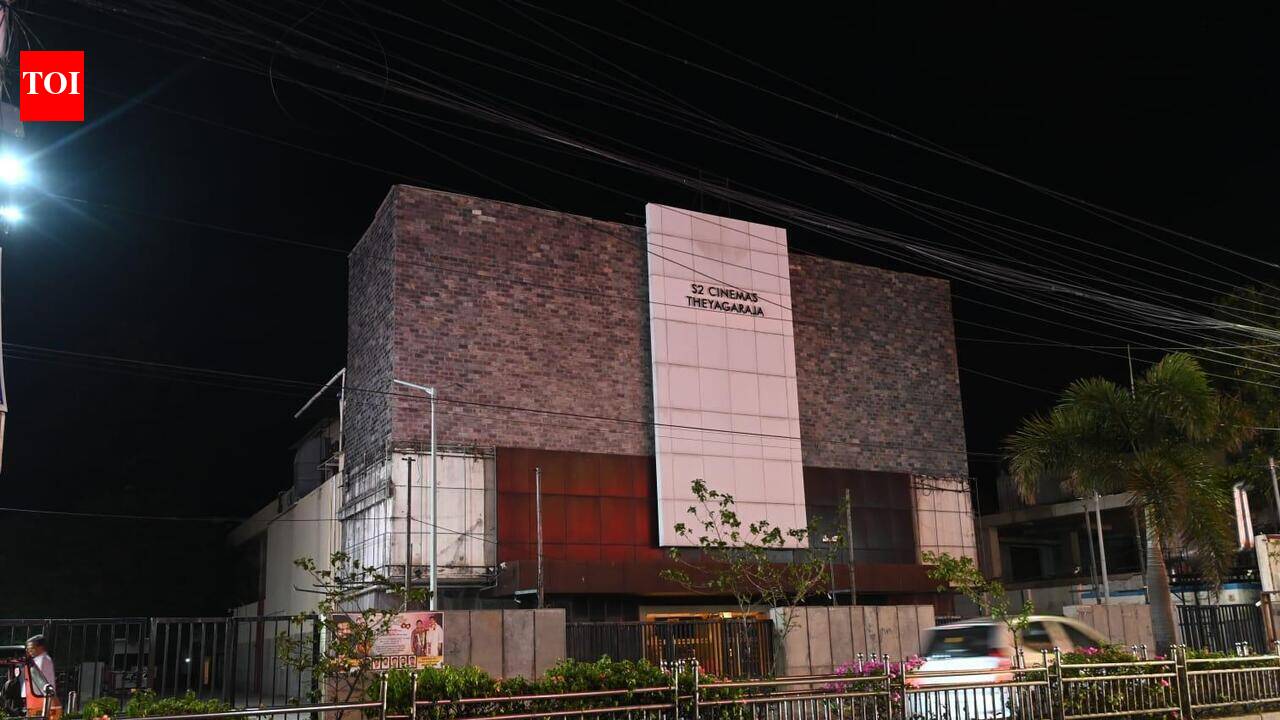 Curtains fall on Chennai’s Theyagaraja Theatre as ₹500-crore redevelopment begins