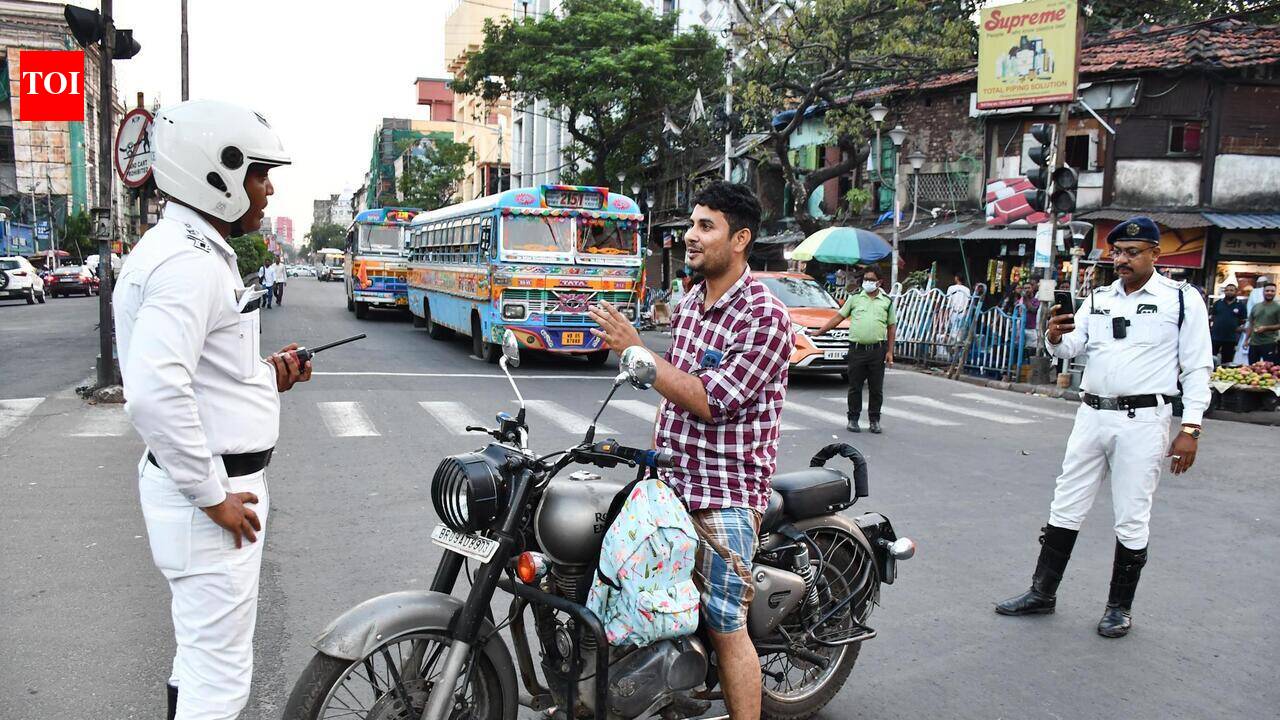 Spot fine, bike seizure on cop list after helmet protest
