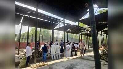 Broken sheds, missing railings: Hindon Moksha Ghar in need of repairs