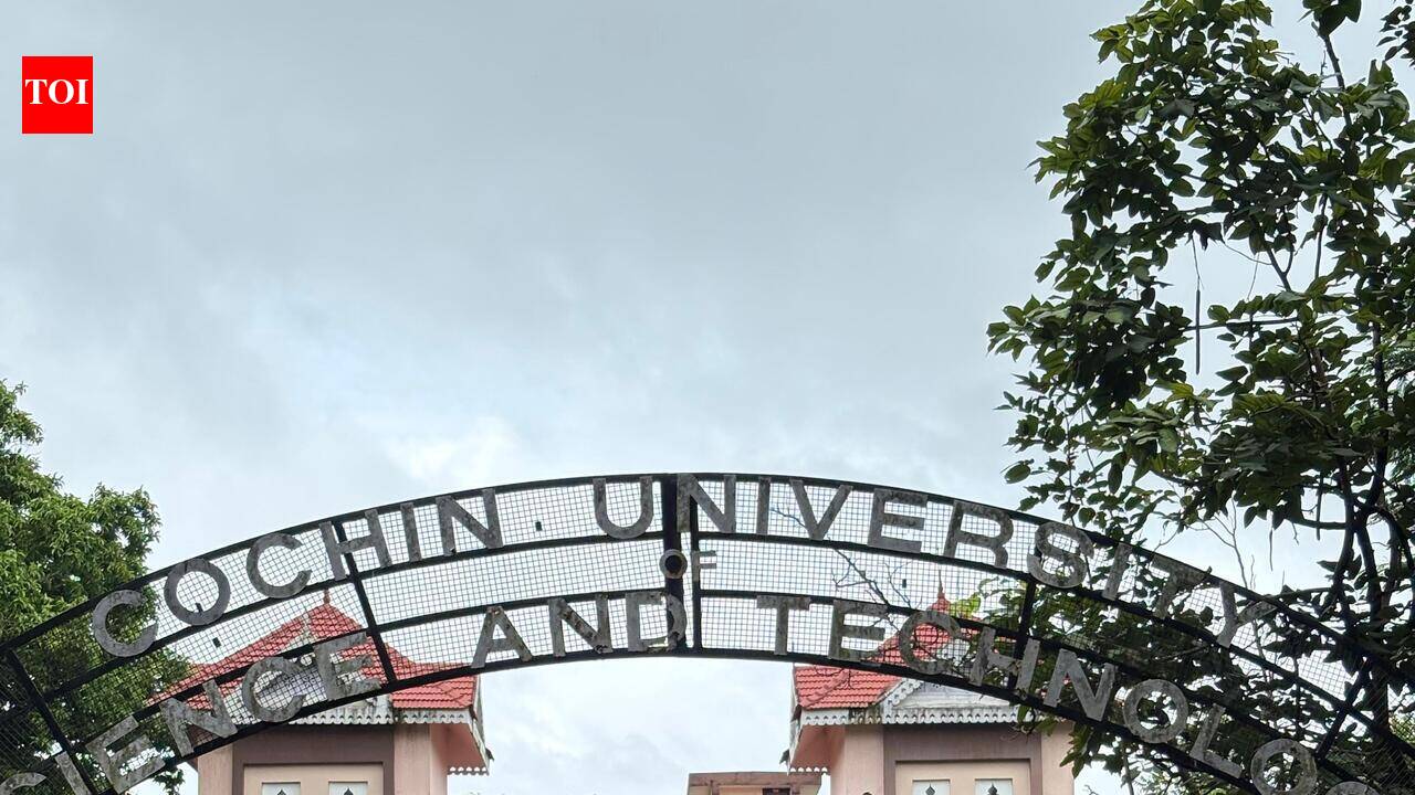 Indefinite strike begins over Cusat fee hike