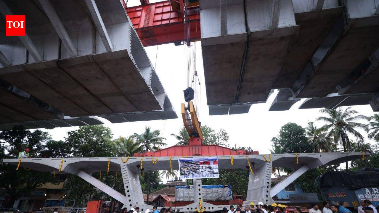 Will open Porvorim flyover for public to walk on two days before inauguration: CM
