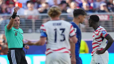 fifa-lifts-us-star-striker-baloguns-red-card-suspension-at-world-cup-after-trump-calls-infantino.jpg