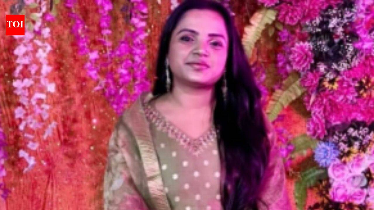 Delhi newlywed hosted wedding party at office, left with husband; hours later, she died after 'fall' from building