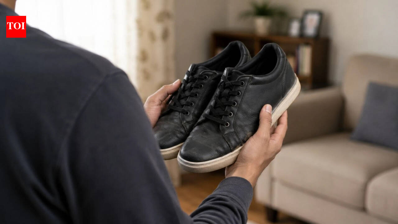 Credit note instead of refund for defective shoes? Court orders Rs 15,000 payout