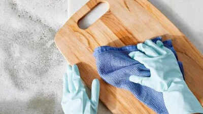 How to clean cutting boards and remove stains and smells