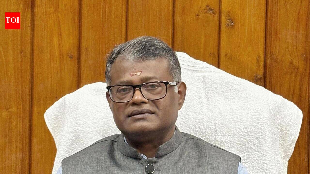 MG University VC sparks row after attending Balagokulam event
