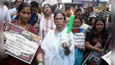 Mamata joins candlelight march in Kalighat, TMC, CPM, Cong & SUCI teams meet victim’s family