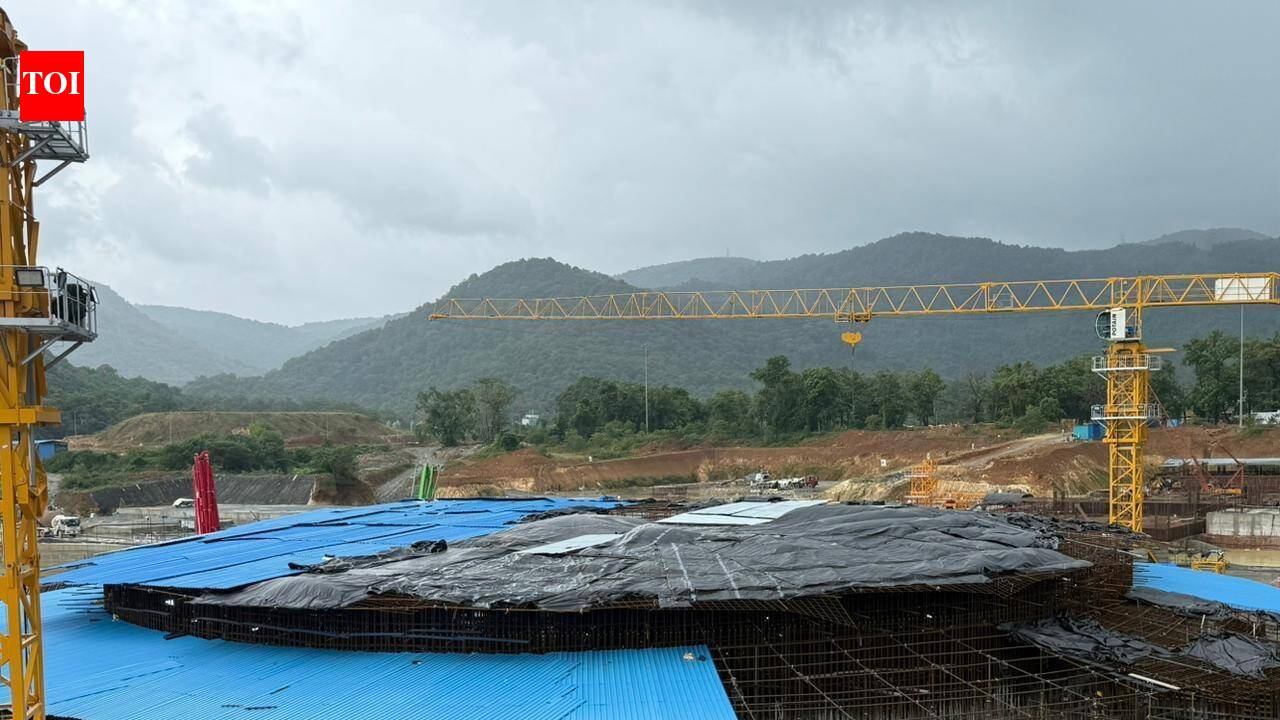 Kaiga Nuclear Project sets record concrete pour as engineers beat monsoon rains with 75-Metre canopy, ice plant