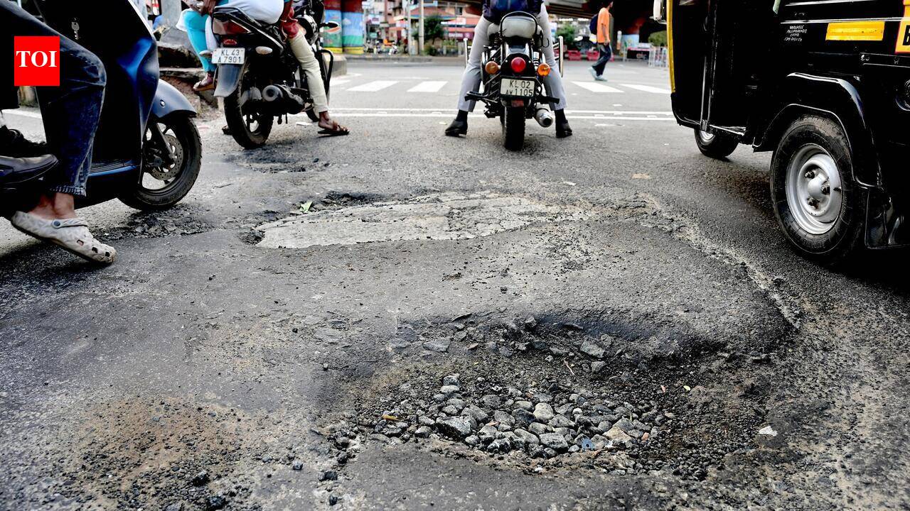 No patch work, Kochi’s unrepaired roads grind traffic; corp promises action soon