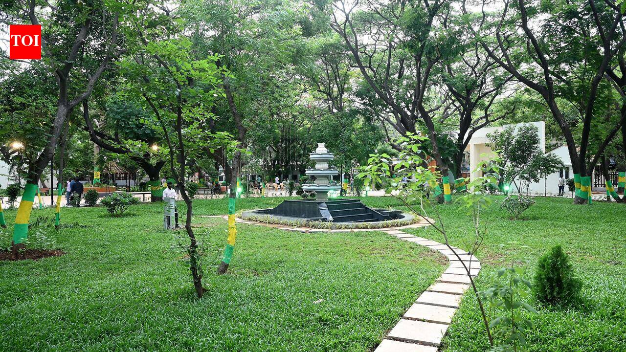 Sengottaiyan inaugurates renovated Bougainvillea Park
