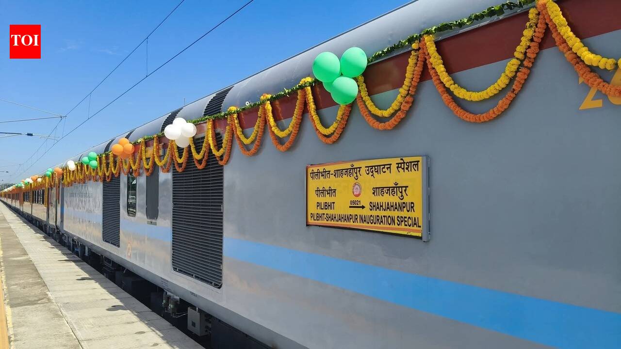 New weekly train from Terai to Nanded flagged off, passenger train route extended