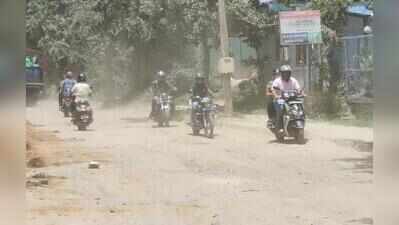 Bengaluru’s Gunjur Club House Road crumbles into dust, craters & chaos
