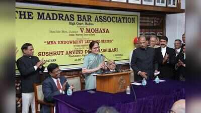 SC judge inaugurates MBA lecture series