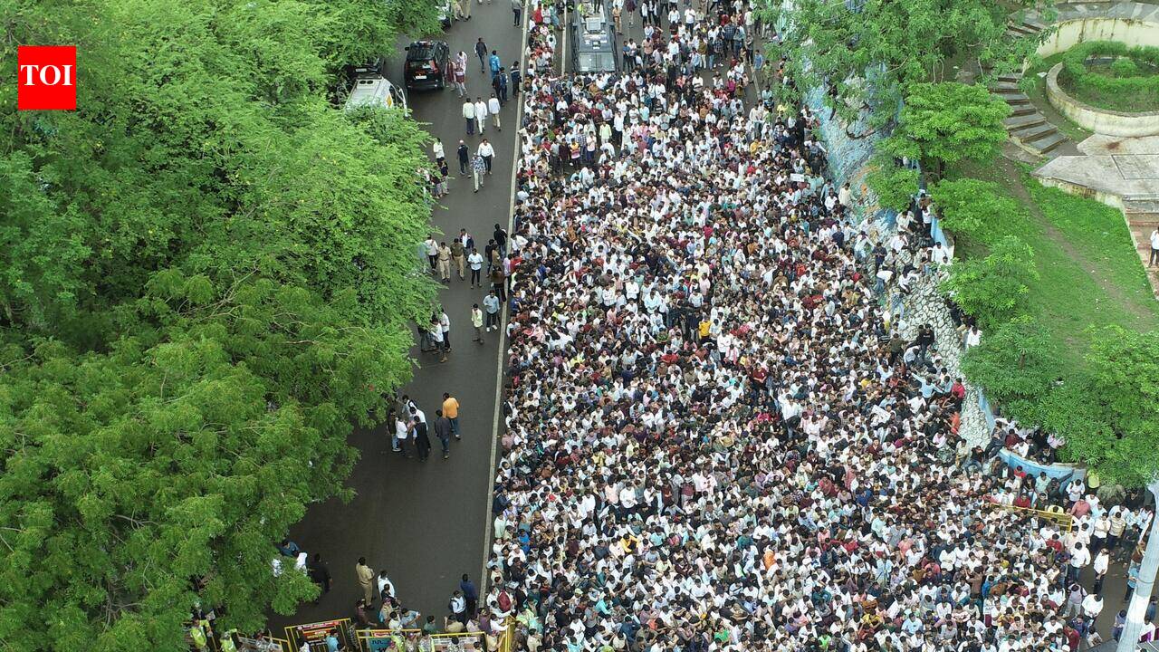 Education system rotten; protesters are vaccines not viruses: Abhijeet Dipke of Cockroach Janta Party