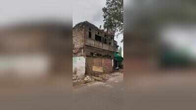 Death Triggers Civic Crackdown on Dangerous Buildings; Notices Served to 48 Owners in Two NMC Zones