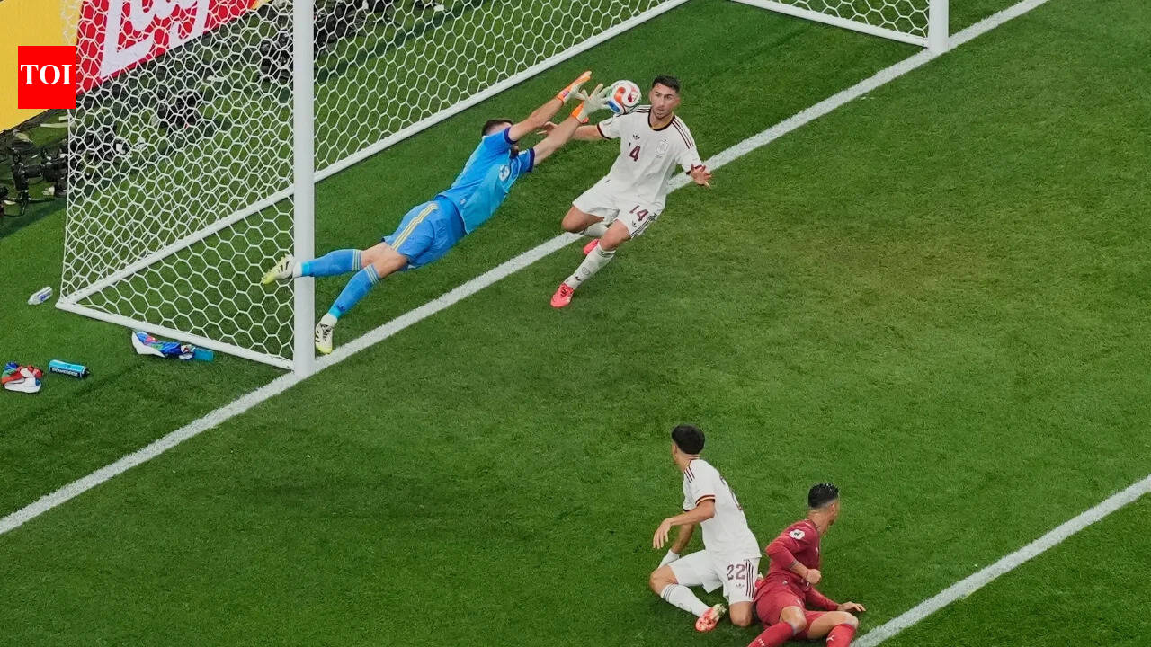 The Spanish wall: Spain shatter World Cup record with sixth straight clean sheet
