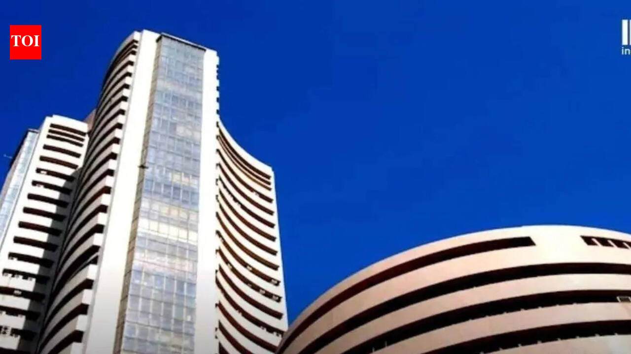 Markets rise to 10-week high, easing crude aids climb