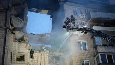 Russian strikes kill 22, exposing Ukraine's air-defence shortage