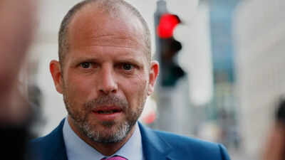  Belgian defence minister backs Italian PM Meloni over Trump's restraining order joke