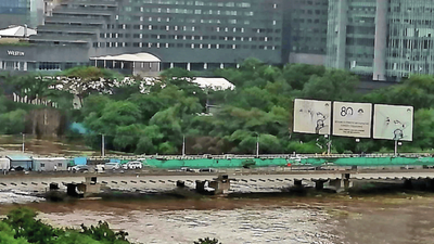 Gridlocked traffic, waterlogged roads as over 100mm rain batters Pune