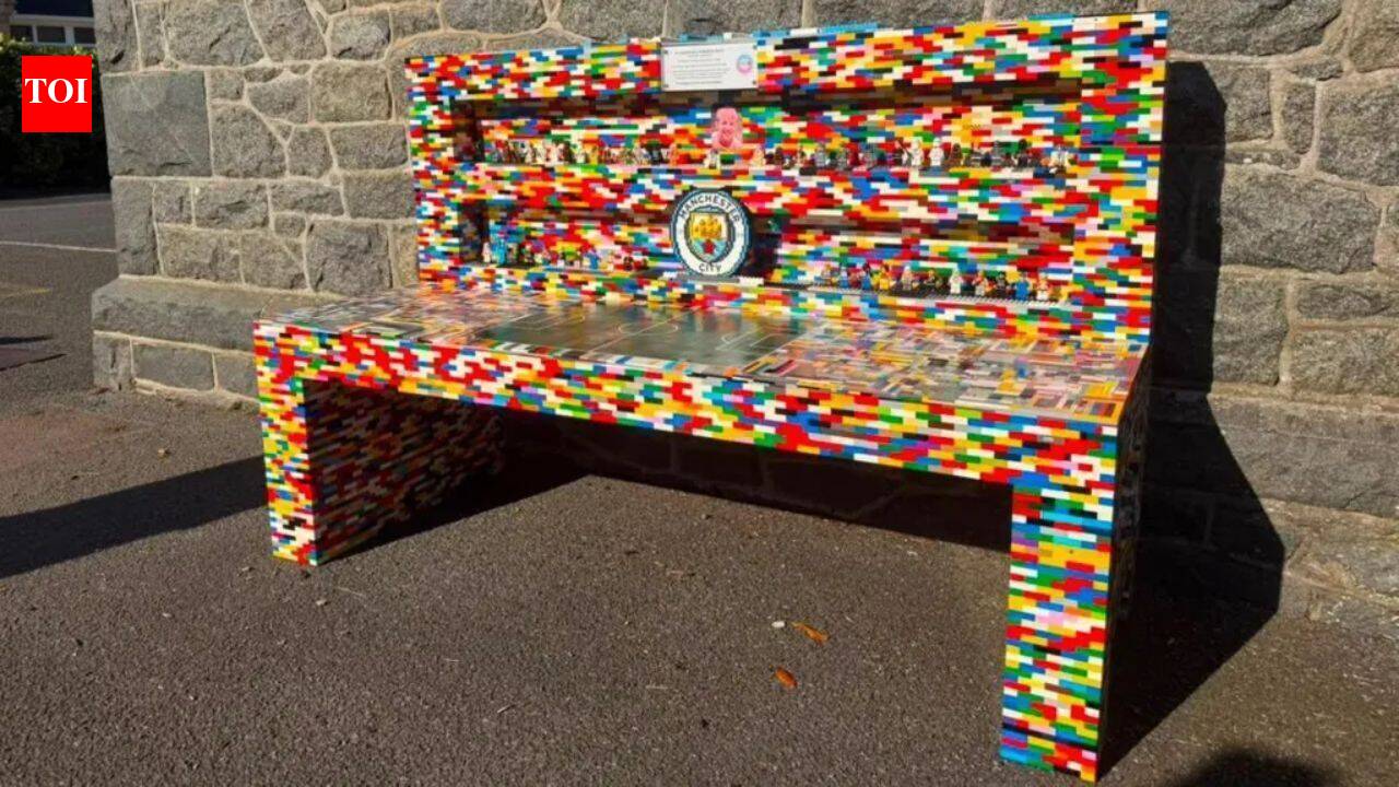 11,000 Lego bricks turned into school memorial bench for 12-year-old Matthew Girard, who died of cancer