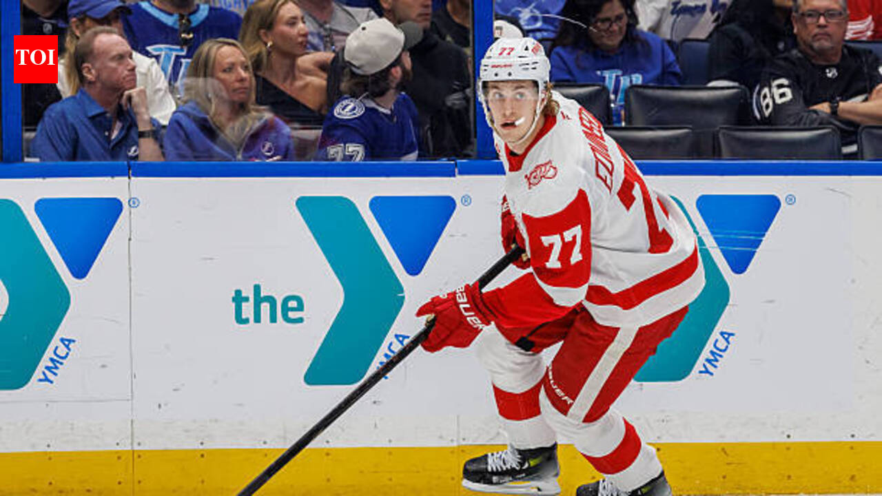 NHL Trade Rumor: Insider links Carolina Hurricanes with Detroit Red Wings $8M star defenseman before NHL contract negotiations conclude