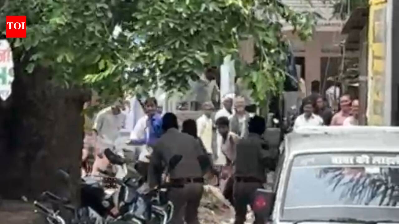 Stones pelted at officials during road-widening drive in Bhilwara village