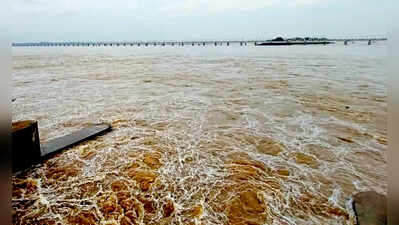 Govt keeps a close watch on Mahanadi