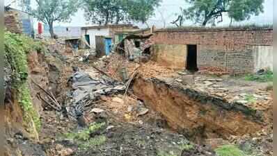 Dhanbad administration orders scientific excavation in Kenduadih to assess subsidence, gas leak before reopening Dhanbad–Ranchi road