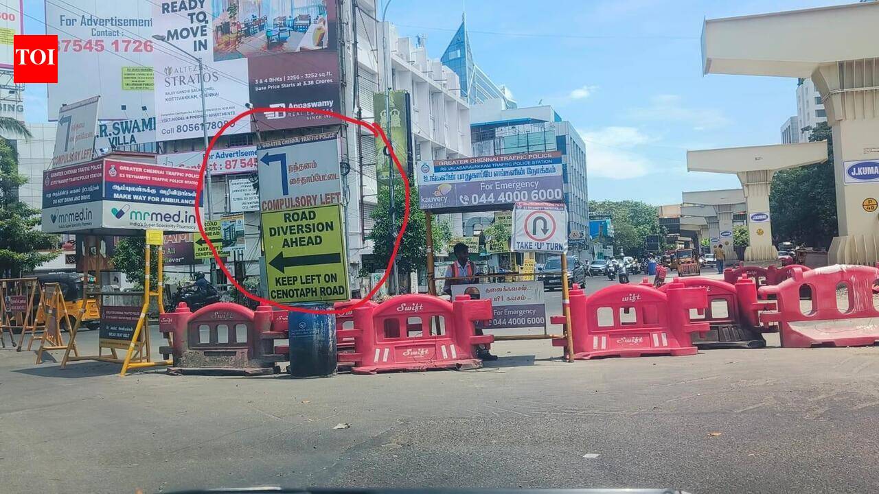 ‘Compulsory left’ or ‘U-turn’: Conflicting signage at SIET junction confuse road users