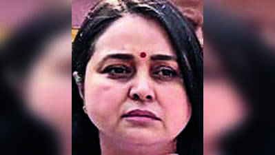 Lalu’s biography found on garbage heap; Rohini alleges conspiracy, seeks probe