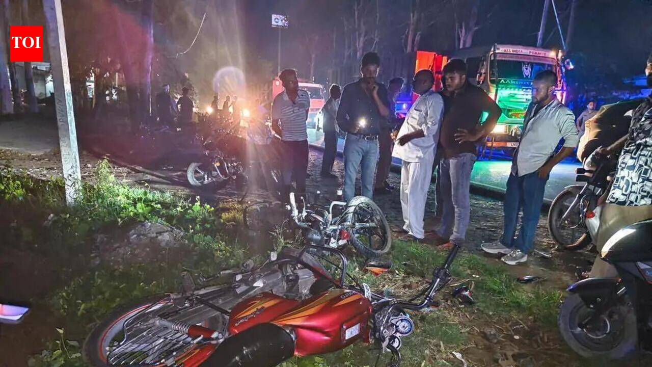 3 dead as two bikes collide on highway in Amroha