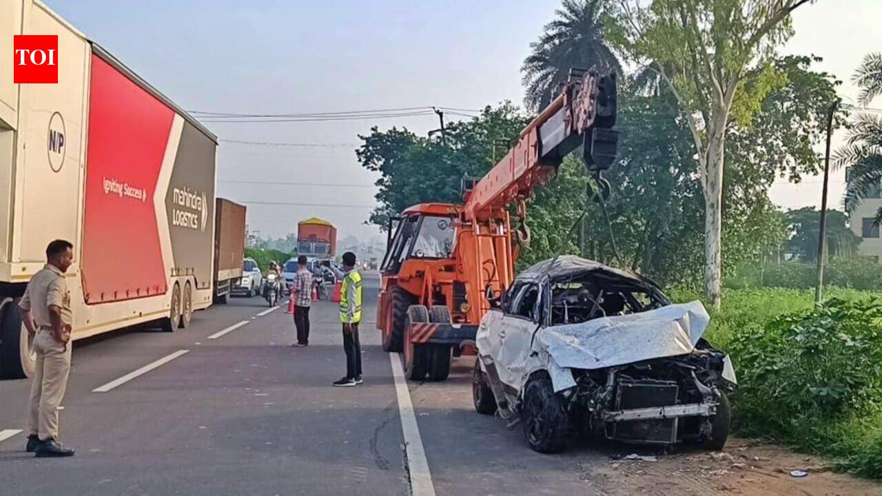 3 Delhi friends returning from Haridwar killed in SUV crash near Meerut; 1 in ICU