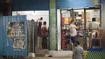 Tasmac staff get 25% pay hike; warned against MRP violation